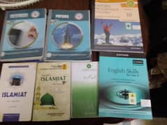 AKU bord first year course books