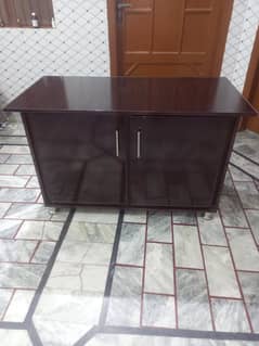 IRONING TABLE