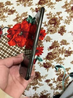 Iphone 11 pro max jv , 10/10 condition256gb