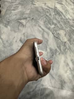 iPhone 11 128gb jv