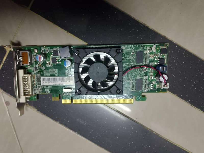 (03335992555) WhatsApp Amd Radeon ddr3 1Gb Graphic card 0