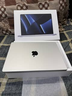 MacBook Pro 14-inch M2 Pro chip