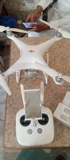 DJI