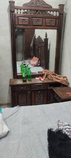 tv taralyi dressing show case