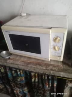 Microwave Oven