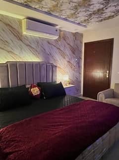 daily basis weekly basis studio fully furnished luxury apertment available for rent gulberg greens islamabad