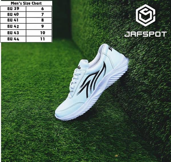Men's Sneakers with Light and Breathable Upper for Sports