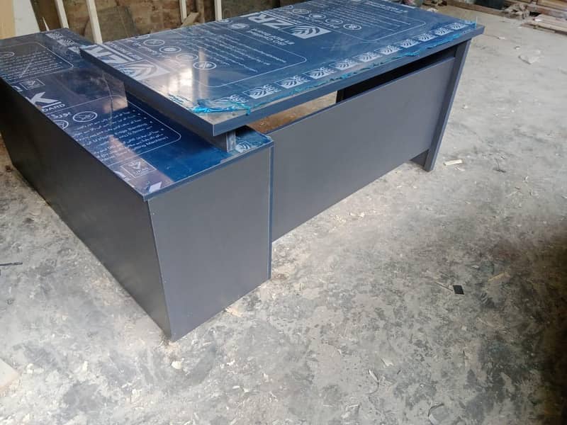 office executive table / office table /  computer table / workplace 5