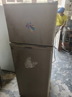 Dawlance Medium Sized Fridge