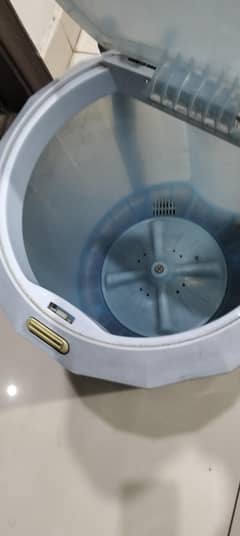 Baby washing machine