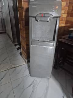 Water Despenser
