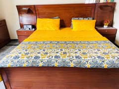 king Bed set with dressing and side tables