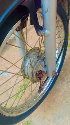 2017 seald engine. all complete all ok bike he. 03433084006