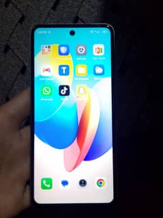 Tecno spark go 2024 4gb 64gb with charger