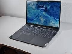 GAMING LAPTOP WITH LIGHTING KEYBOARD