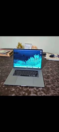 MacBook pro 2019 16 inch