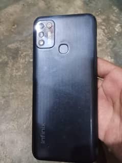 infinixhit 11 play  4gb 64gb,all origional with box and accesriess