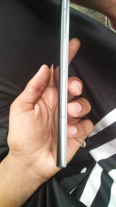docomo F52 5G