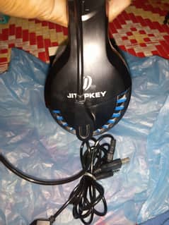 JETOPKEY GAMING HEADPHONE WITH LIGHT
