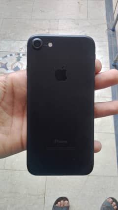 urgent sale iPhone 7