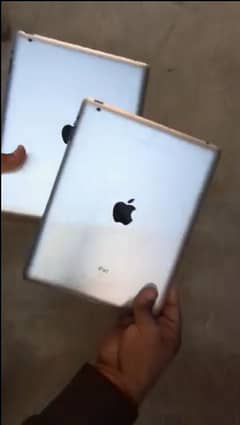 Apple iPad 2 16GB WiFi | 9.7" Screen | iOS 9.3