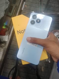 realme