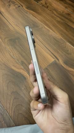 15 pro max jv natural titanium