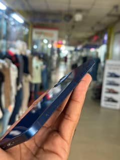 iPhone 12 64bg hai or jv hai