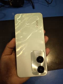 vivo y18 neat and clean condition