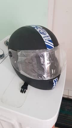 VITRO Full Face Helmet / Helmet for Bikers / Vitro Helmet for Bikes