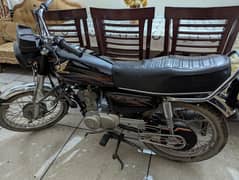 CG 125 Total genium condition model 2018 All documents ok Non accident