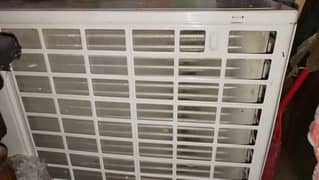 Un Tuch air conditioner 1 month only use
