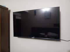 Malaysian Samsung LED 32" used in excellent condition 10/10