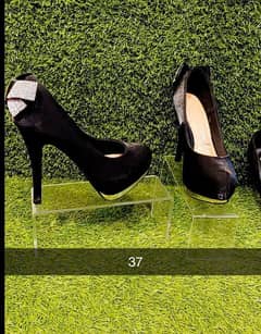 Black heels