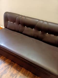 3 Seater Comfortable Rexine Sofa in Excellent Condition