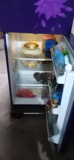 my fridge for selling waves 8years warranty baki hy all okay hy new hy