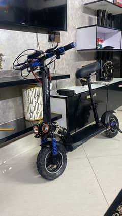 E10 pro scooty