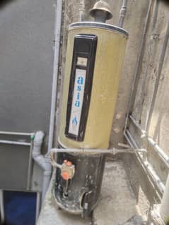 Gas Geyser for Sale – Good Condition