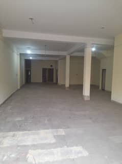 10 marla commercial hall for rent with 3phase meter