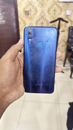 Vivo y11
