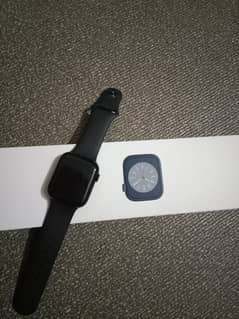 Apple watch series 8 brand new scratchless