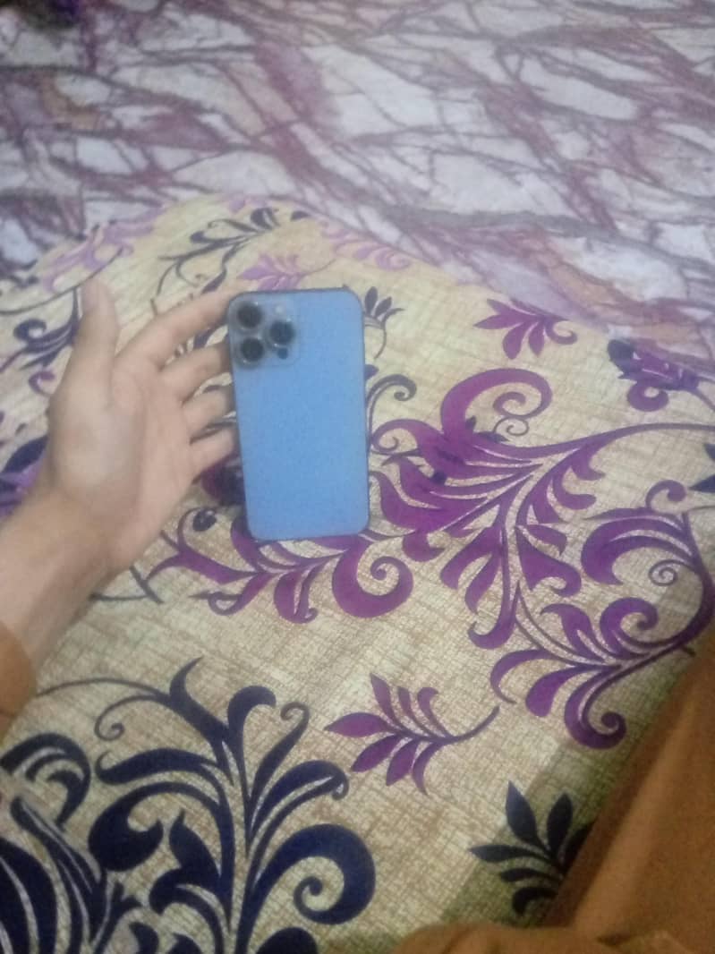 iphone XR convert 13pro GB64 what Sapp numbers or call 03299086211 3