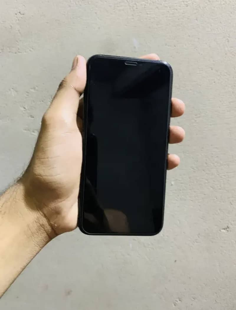 Iphone Xs (256) Factory Unlock Exchange possible 5