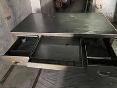 100 kg iron table