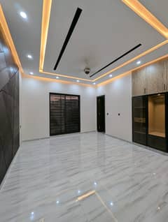 10 Marla Independent Lower Portion Available For Rent