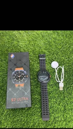 Smart Watch S7 Ultra full box full lush  condition good battery time