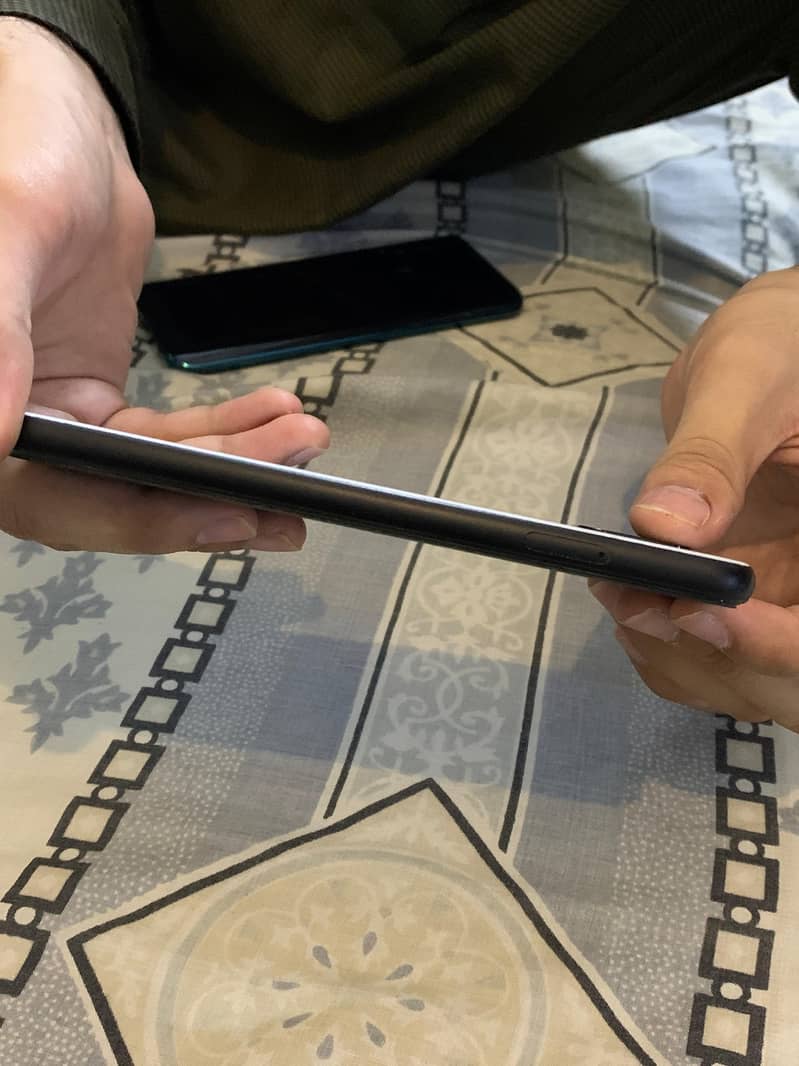 pixel 4 better than iphone, Redmi, Samsung Infinix read add pls 3