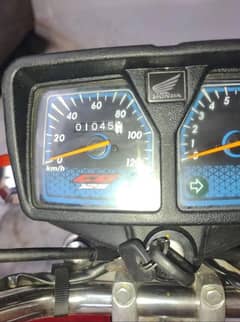 Honda CG 125 2025 Model | Only 1045KM Driven | Brand New Condition