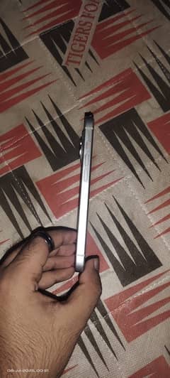 iPhone 15 128gb jv