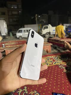 iPhone X